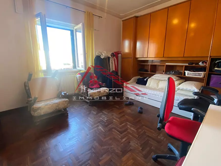 Immagine 25 di Villa in vendita  a San Giuliano Terme