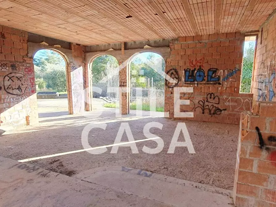 Immagine 4 di Villa in vendita  a Capannori