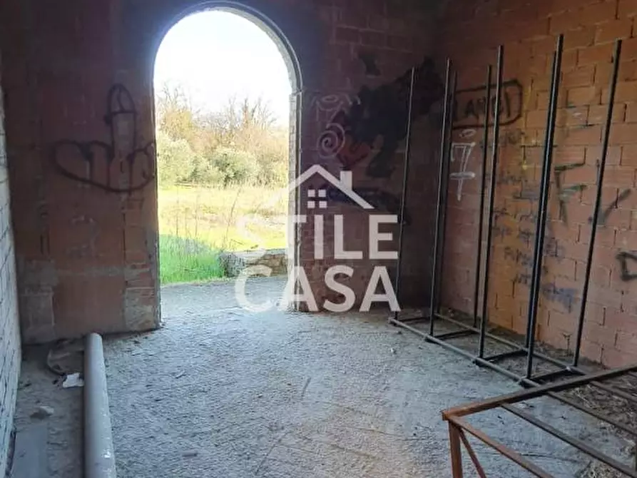 Immagine 14 di Villa in vendita  a Capannori