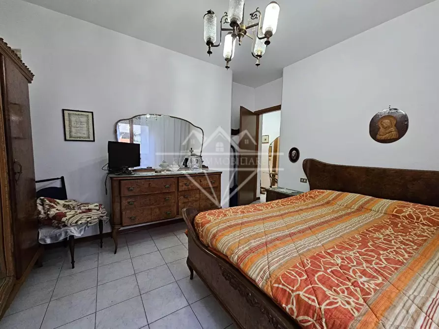 Immagine 7 di Appartamento in vendita  a Carrara