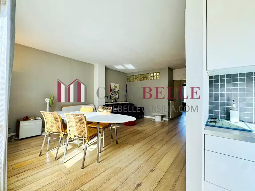 Immagine 8 di Appartamento in affitto  a Camaiore