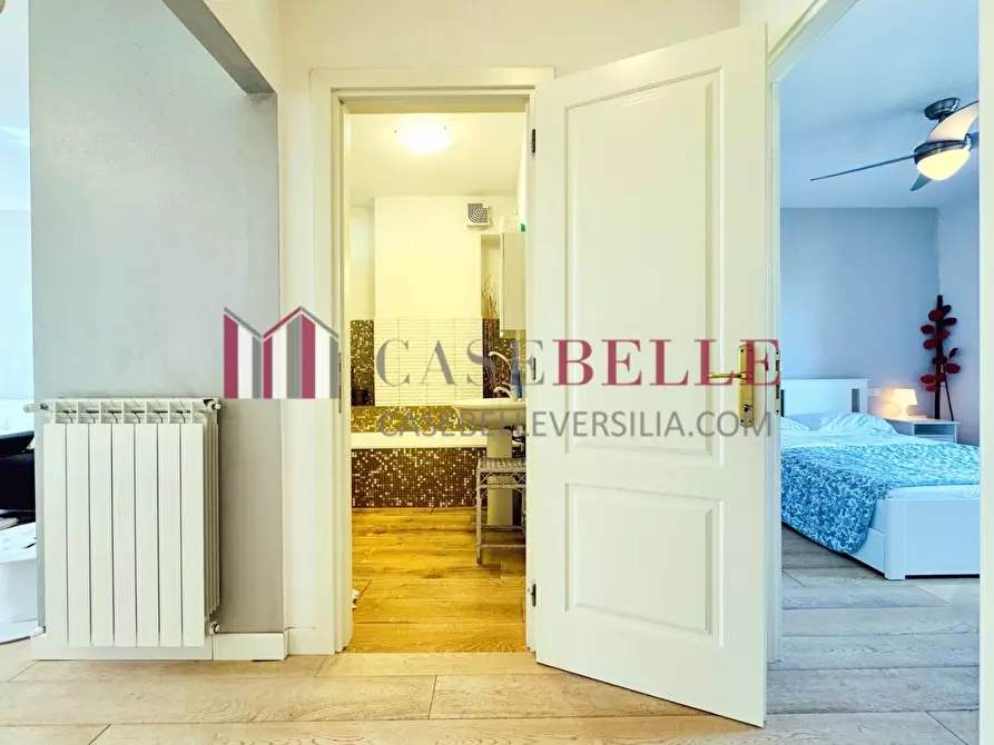 Immagine 13 di Appartamento in affitto  a Camaiore