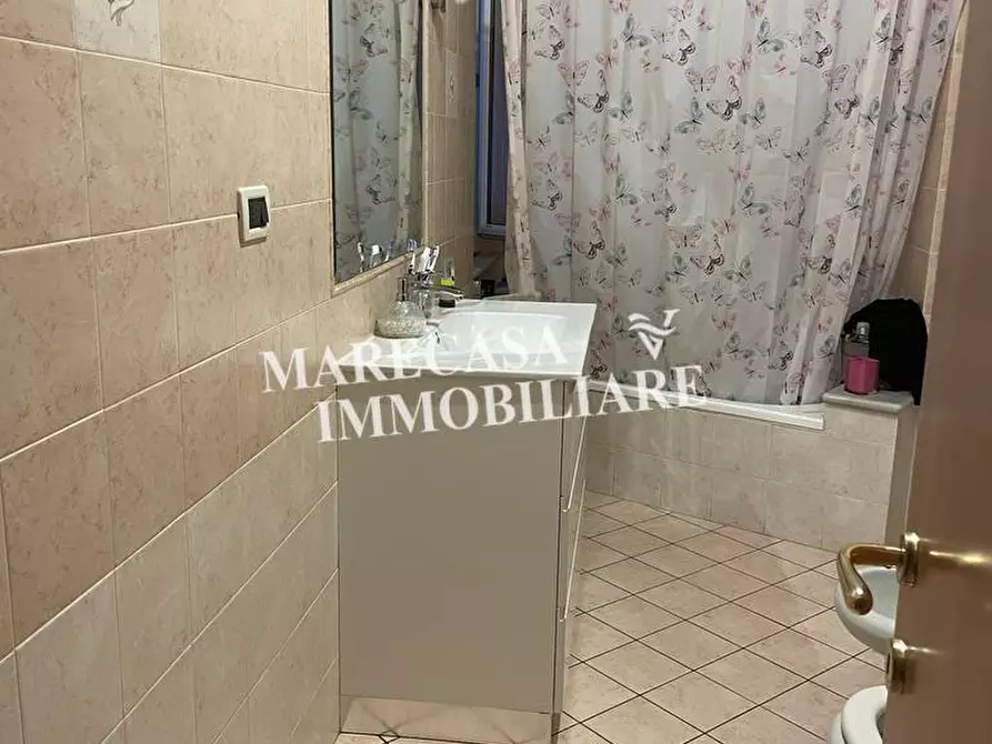 Immagine 8 di Appartamento in vendita  a Carrara