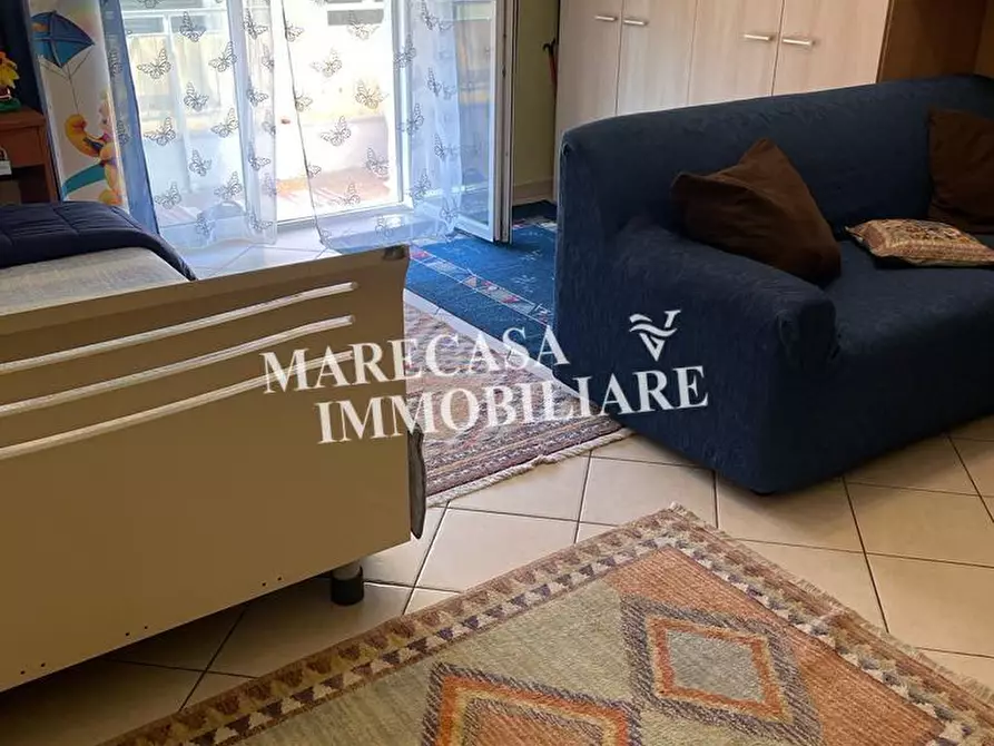Immagine 5 di Appartamento in vendita  a Carrara