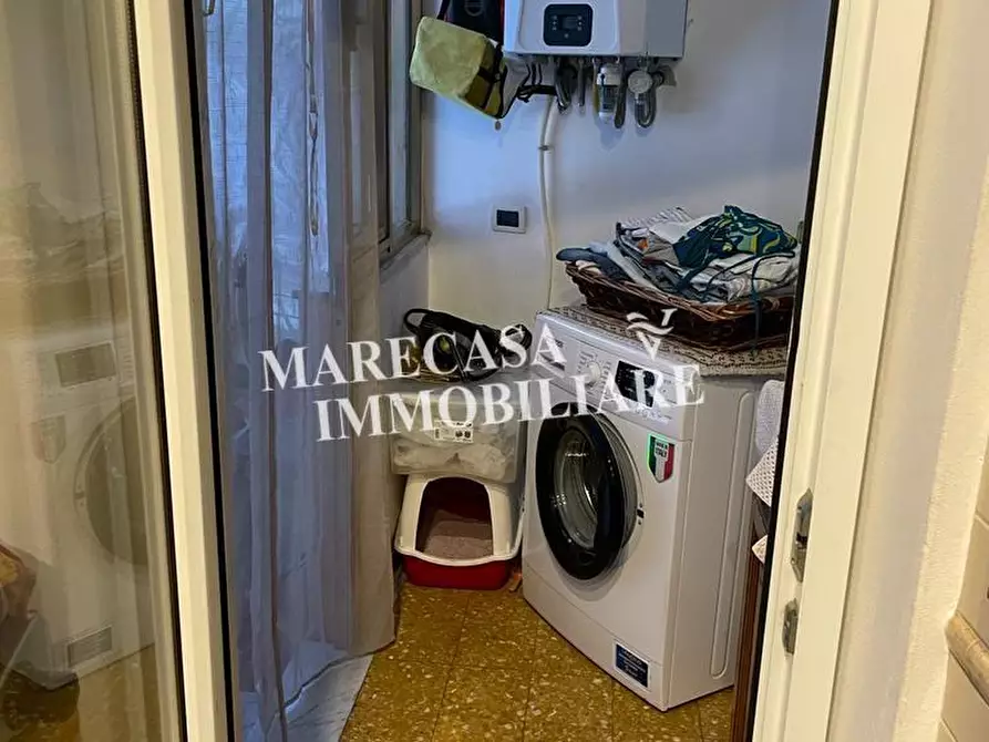 Immagine 10 di Appartamento in vendita  a Carrara