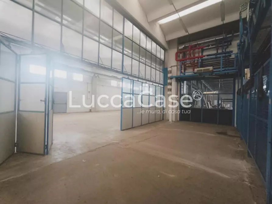 Immagine 7 di Capannone industriale in affitto  a Porcari