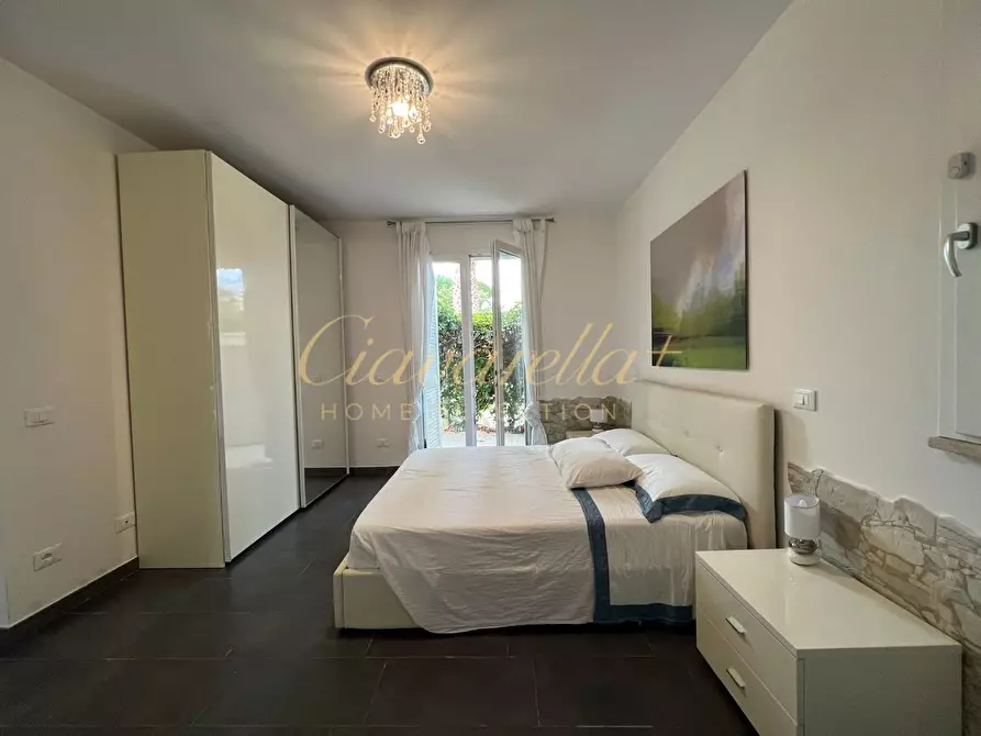 Immagine 17 di Villa in vendita  a Forte Dei Marmi