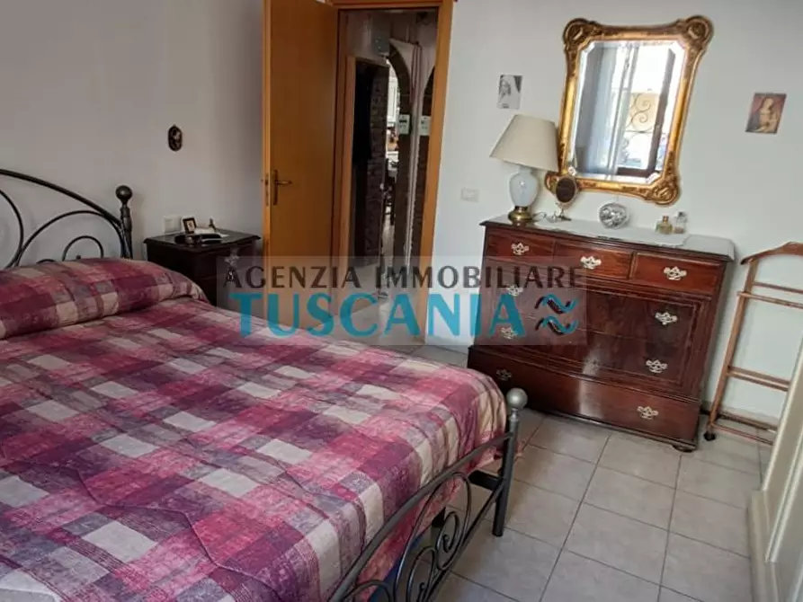 Immagine 4 di Appartamento in vendita  a Cecina