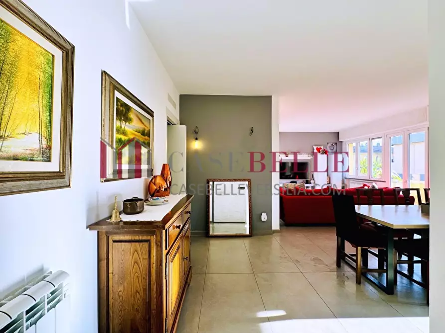 Immagine 3 di Appartamento in vendita  a Pietrasanta