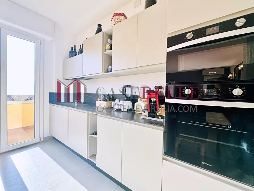 Immagine 4 di Appartamento in vendita  a Pietrasanta