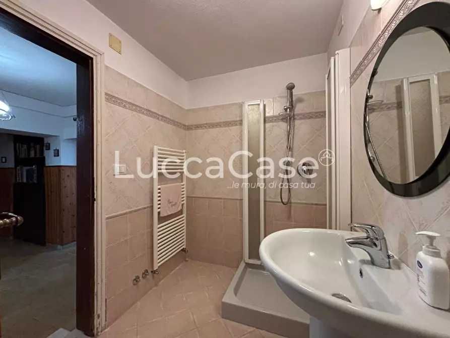 Immagine 20 di Terratetto in vendita  a Lucca