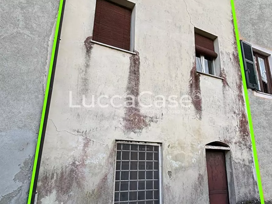 Immagine 51 di Terratetto in vendita  a Lucca