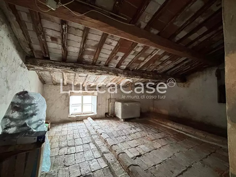 Immagine 38 di Terratetto in vendita  a Lucca