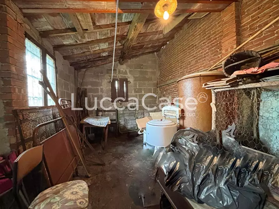 Immagine 44 di Terratetto in vendita  a Lucca