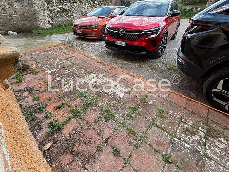 Immagine 50 di Terratetto in vendita  a Lucca