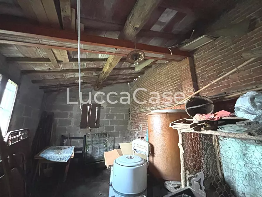 Immagine 43 di Terratetto in vendita  a Lucca