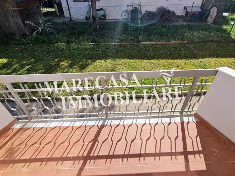 Immagine 10 di Appartamento in affitto  a Carrara