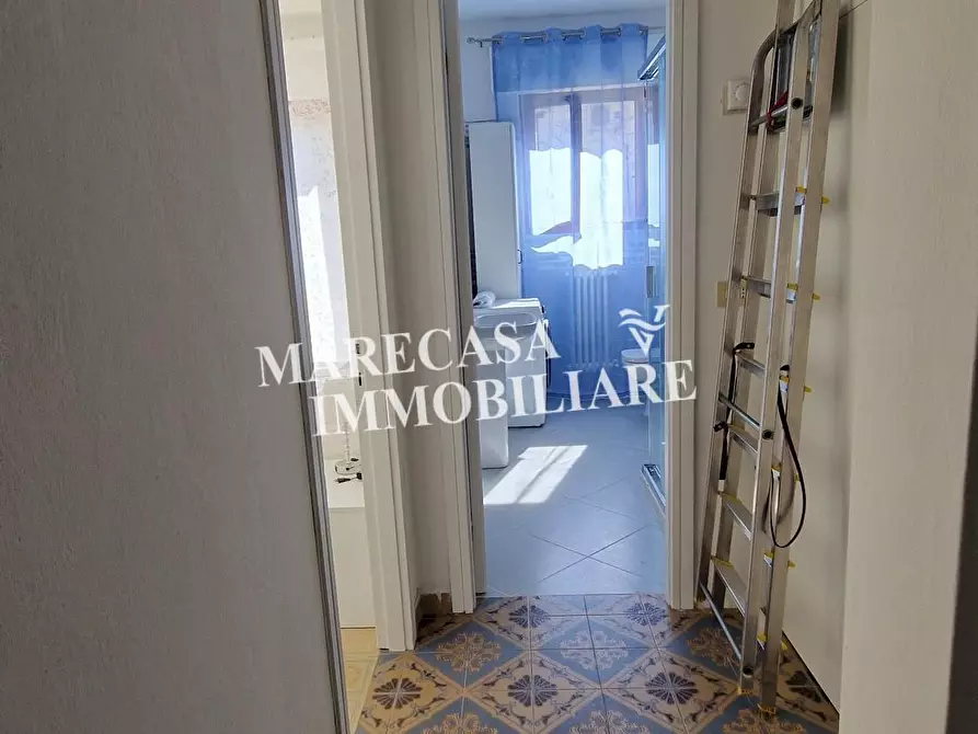 Immagine 12 di Appartamento in affitto  a Carrara