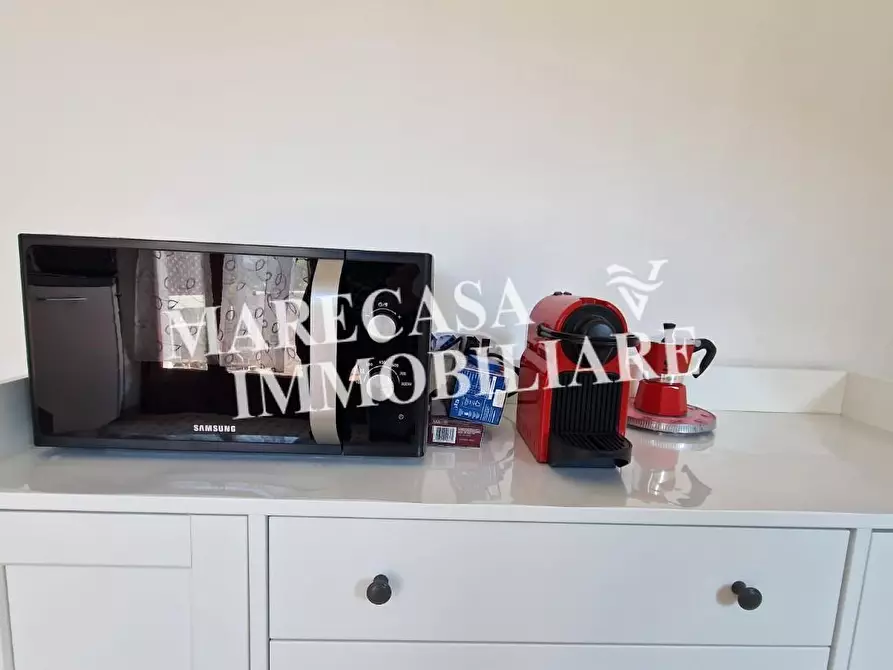 Immagine 15 di Appartamento in affitto  a Carrara