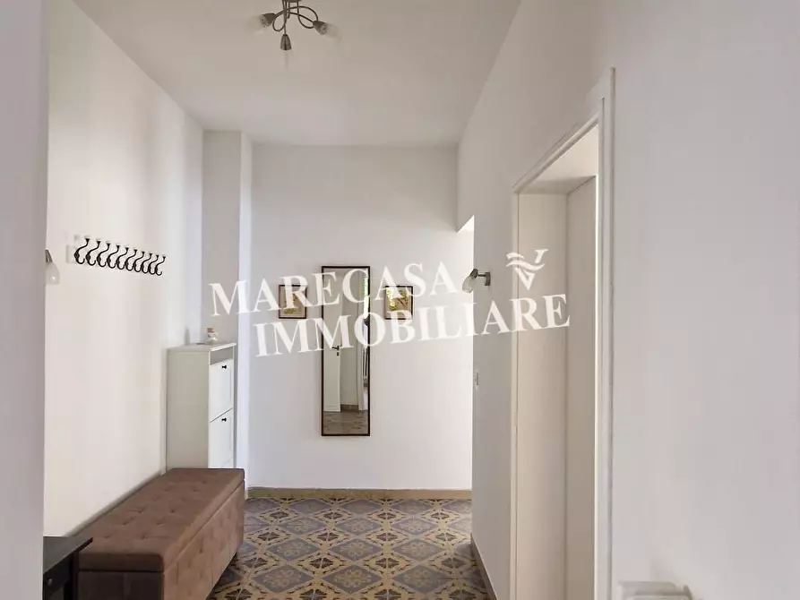 Immagine 13 di Appartamento in affitto  a Carrara