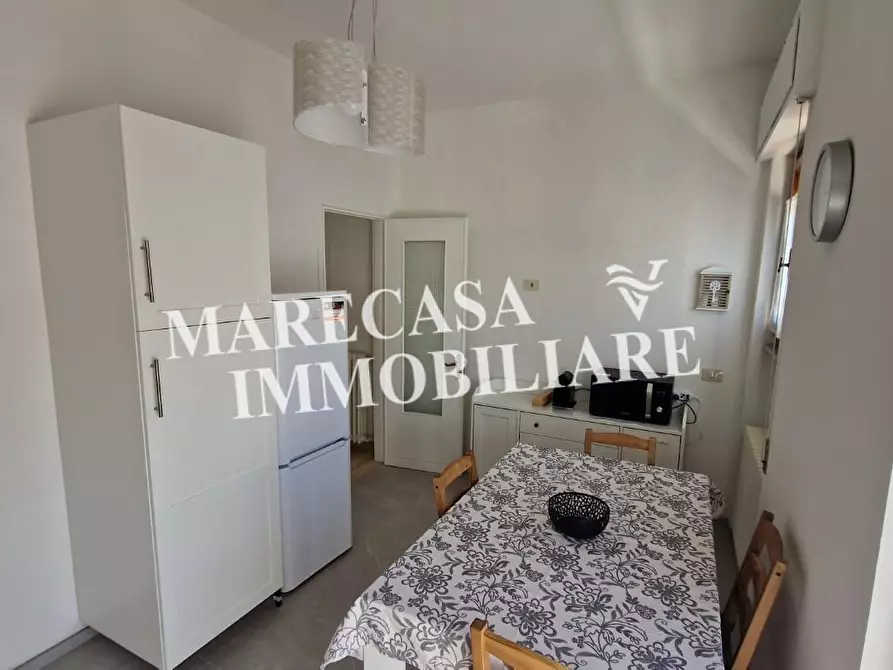 Immagine 6 di Appartamento in affitto  a Carrara