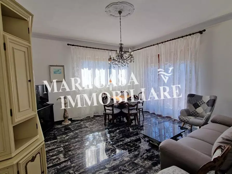 Immagine 10 di Appartamento in affitto  a Carrara