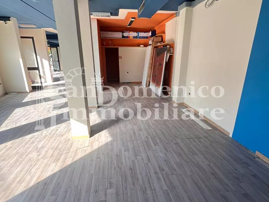 Immagine 10 di Locale commerciale in vendita  a Vicopisano