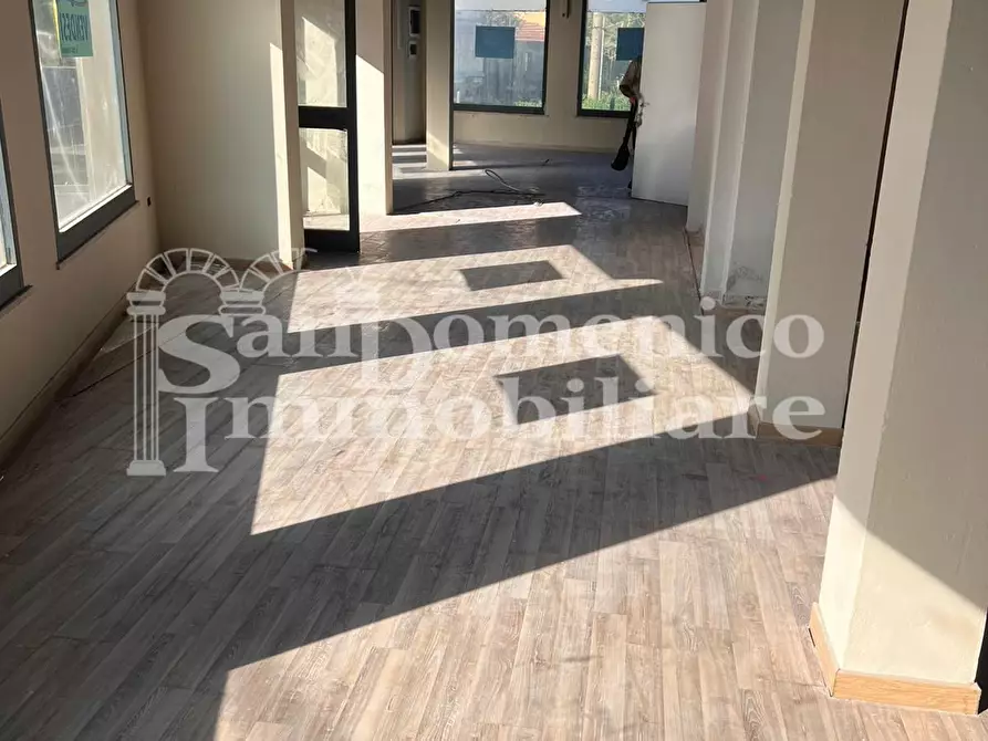 Immagine 12 di Locale commerciale in vendita  a Vicopisano