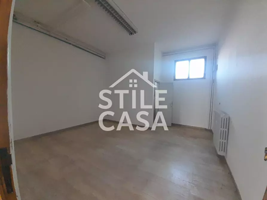 Immagine 7 di Negozio in affitto  a Castelfranco Di Sotto