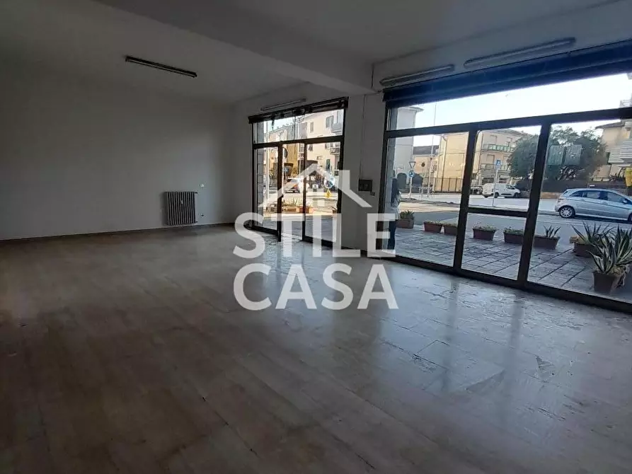 Immagine 6 di Negozio in affitto  a Castelfranco Di Sotto