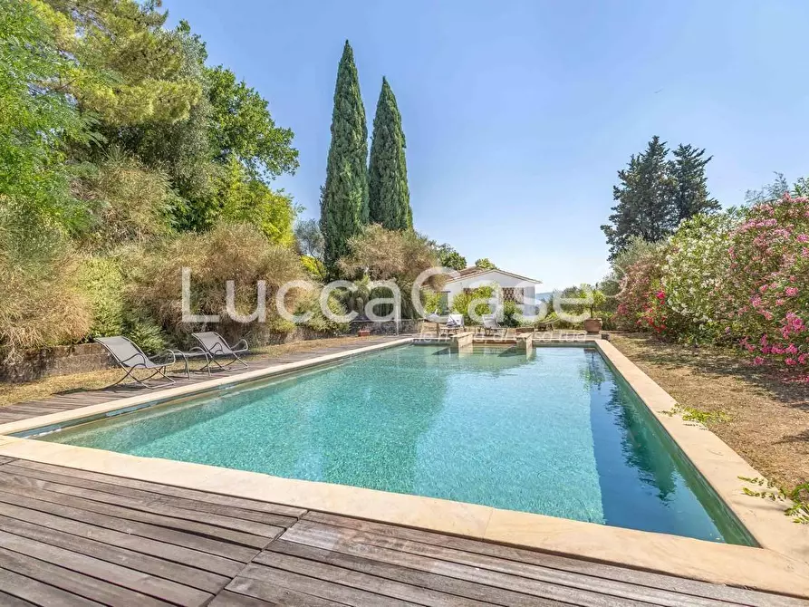 Immagine 28 di Casa colonica in vendita  a Capannori