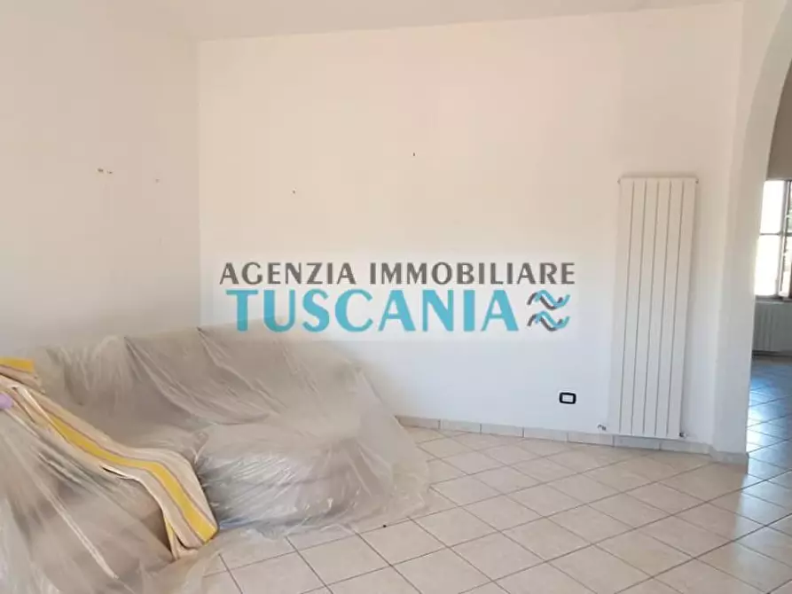 Immagine 2 di Appartamento in vendita  a Volterra