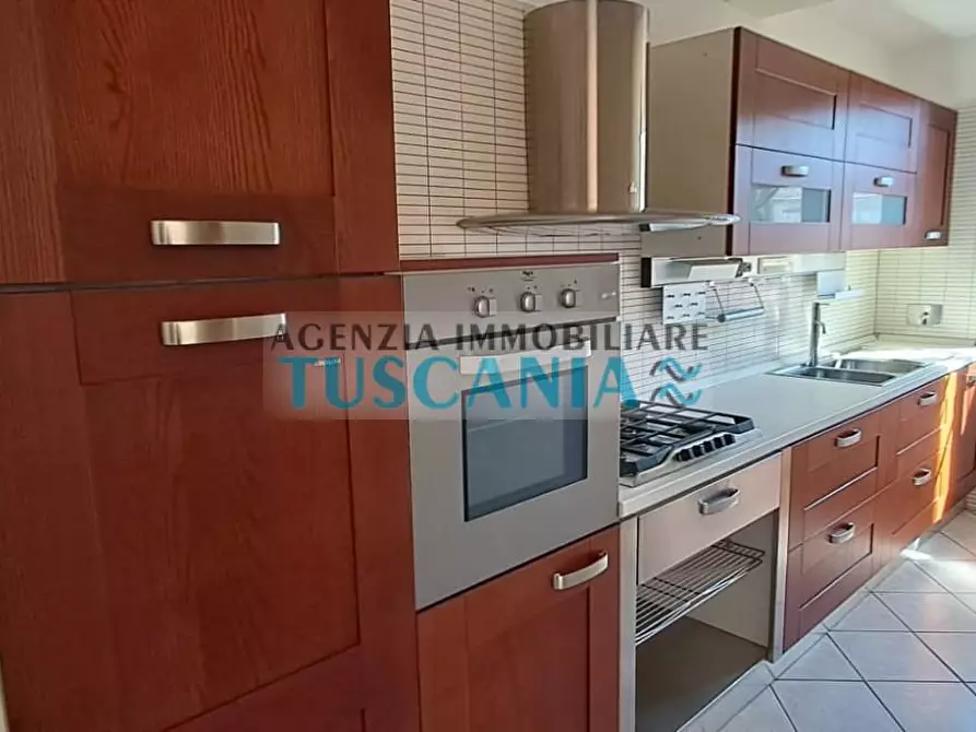 Immagine 7 di Appartamento in vendita  a Volterra