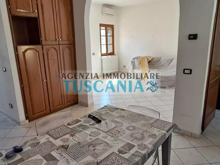 Immagine 4 di Appartamento in vendita  a Volterra