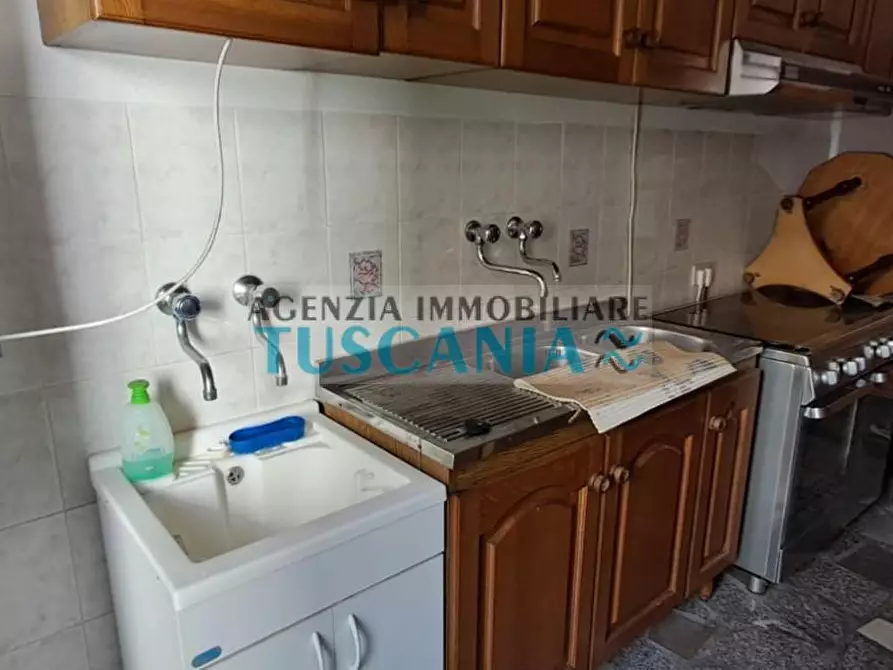 Immagine 22 di Appartamento in vendita  a Volterra