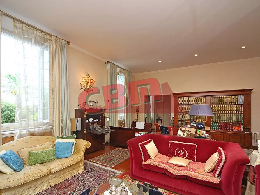 Immagine 13 di Appartamento in vendita  a Livorno