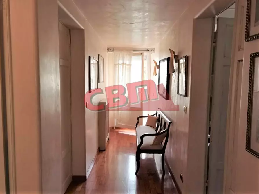 Immagine 43 di Appartamento in vendita  a Livorno