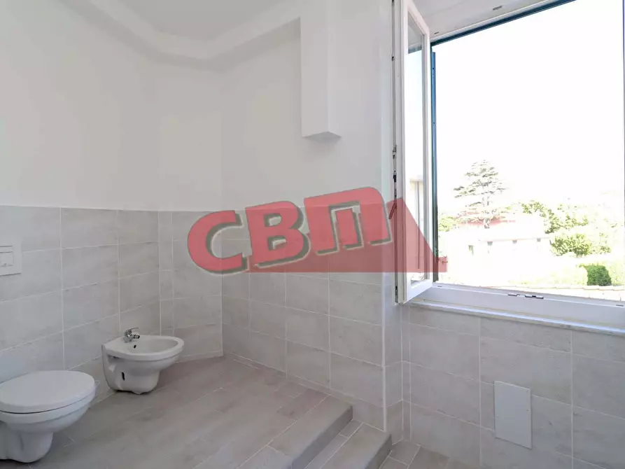 Immagine 20 di Appartamento in vendita  a Livorno