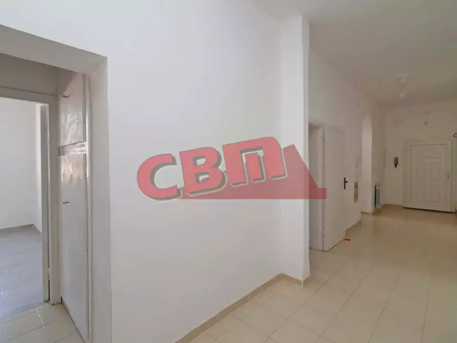 Immagine 26 di Appartamento in vendita  a Livorno