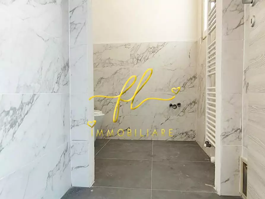 Immagine 14 di Appartamento in vendita  a Rosignano Marittimo