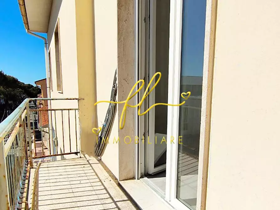 Immagine 9 di Appartamento in vendita  a Rosignano Marittimo