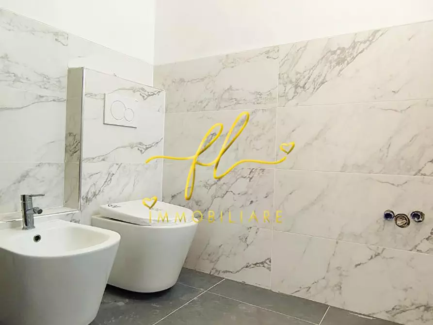 Immagine 13 di Appartamento in vendita  a Rosignano Marittimo