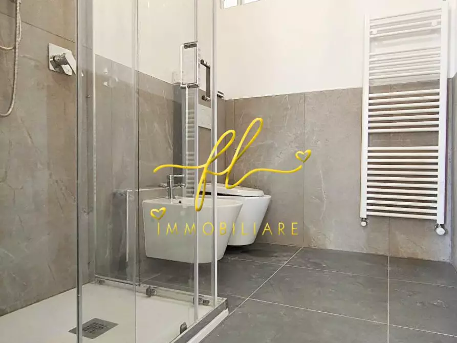 Immagine 11 di Appartamento in vendita  a Rosignano Marittimo