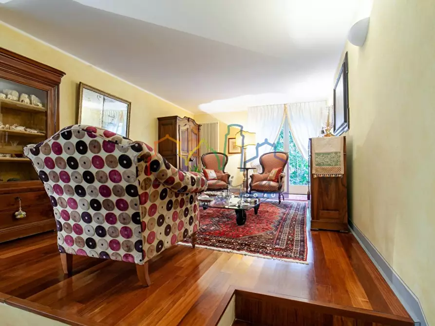 Immagine 9 di Casa indipendente in vendita  a San Giuliano Terme