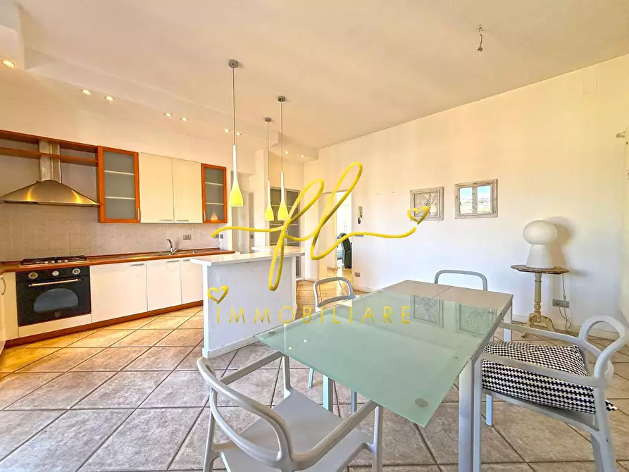 Immagine 8 di Appartamento in vendita  a Rosignano Marittimo