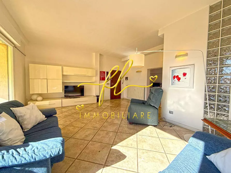 Immagine 2 di Appartamento in vendita  a Rosignano Marittimo