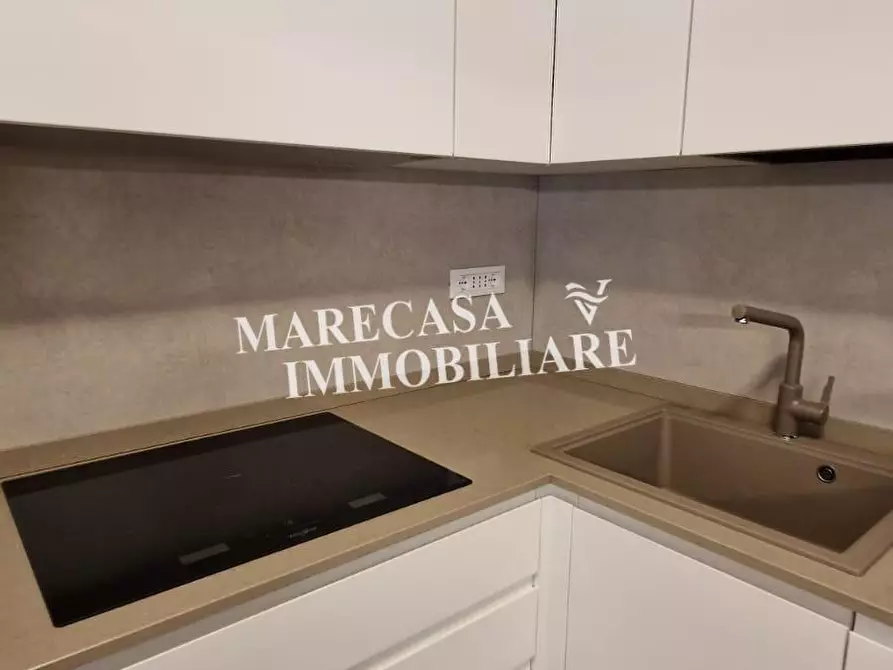 Immagine 18 di Porzione di casa in vendita  a Carrara