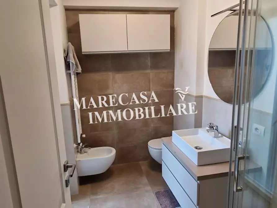 Immagine 13 di Porzione di casa in vendita  a Carrara