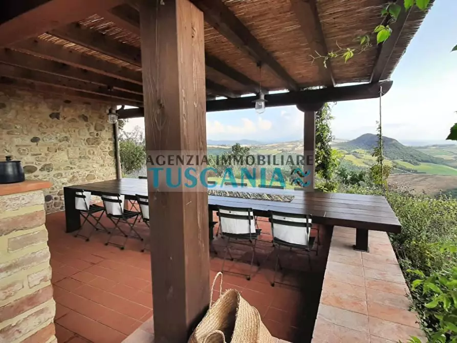 Immagine 4 di Villa in vendita  a Volterra