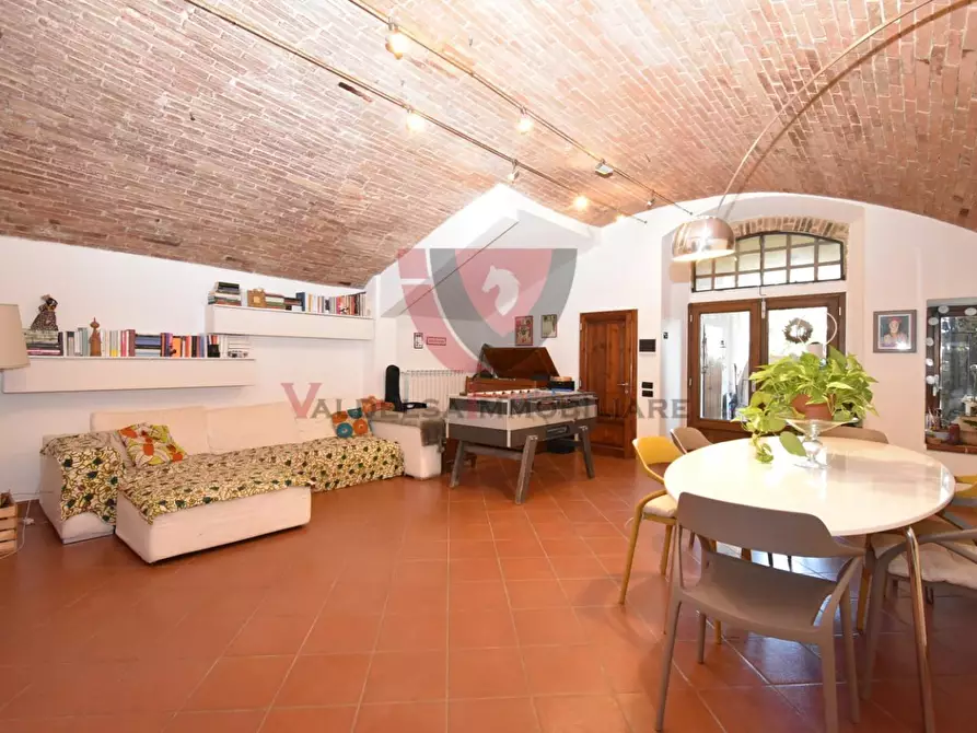 Immagine 5 di Appartamento in vendita  a Colle Di Val D'elsa